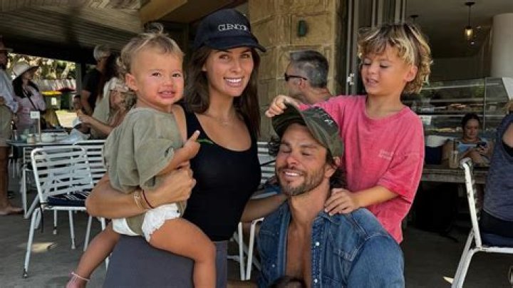 Who Is Indy Clinton Husband? TikTok Star Is Pregnant Again 2022 – Meet Son Navy And Family