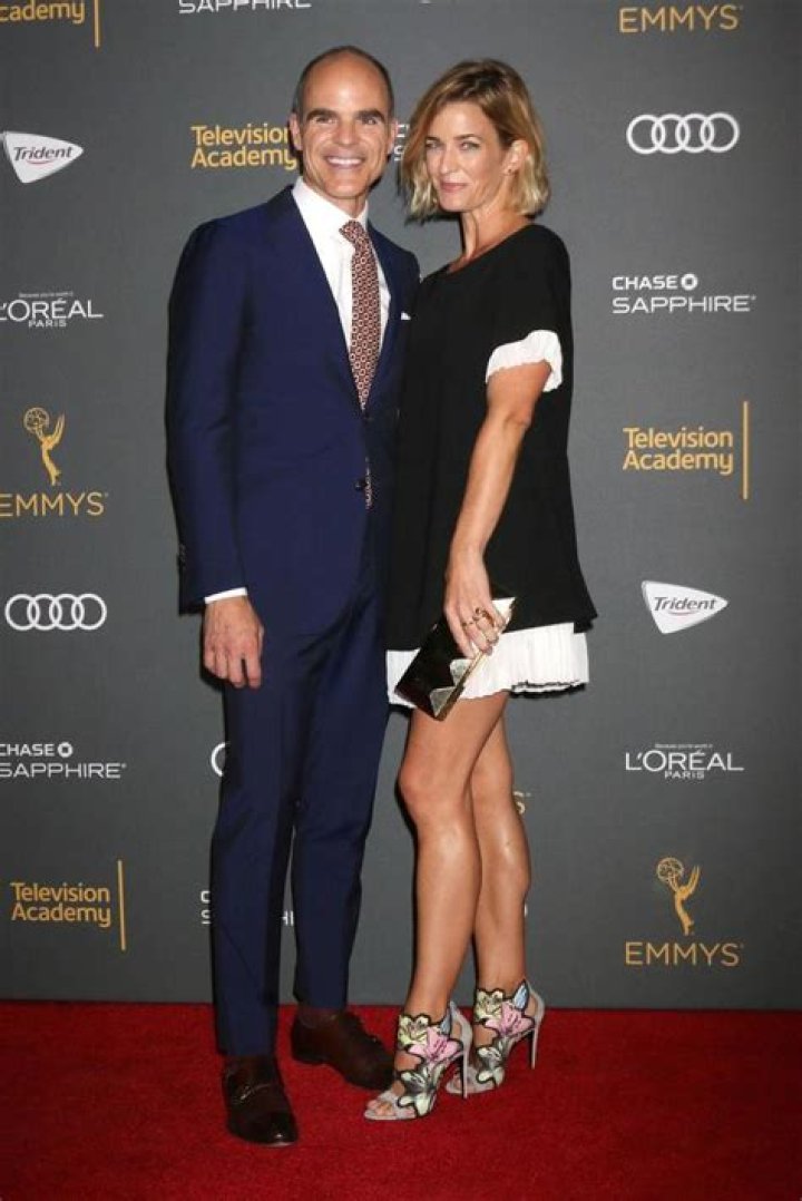 Who Is Karyn Kelly? Meet The Graceful Wife Of Michael Kelly!