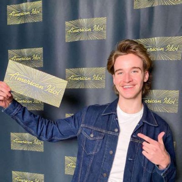 Who Is Phil Kane From “American Idol” Season 21?