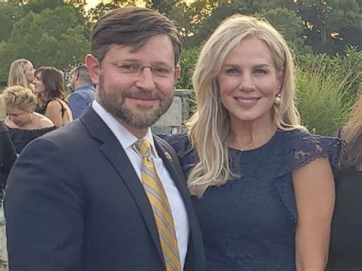 Who is Shawn Johnson’s husband, what is his net worth, age and height?