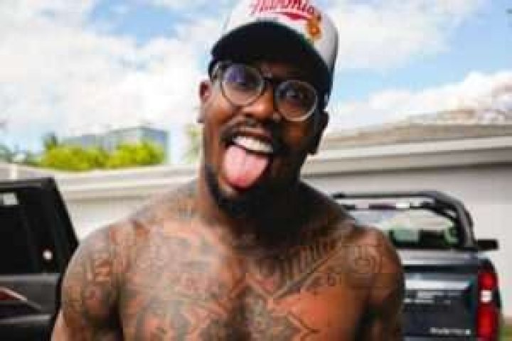 Who is Von Miller? Biography, Wife, Parents, Age, Net Worth, Contract, Girlfriend, Stats, Injury, Children