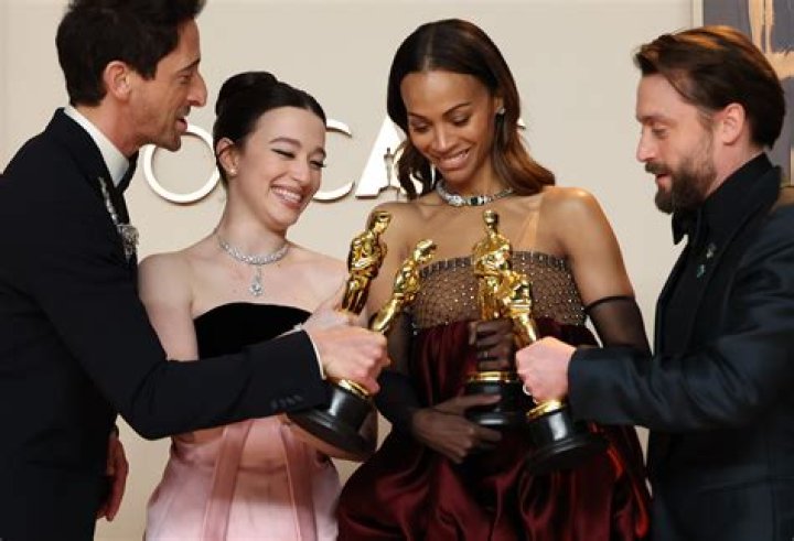 
Who took home the Oscar for Best Actor Female this year? 