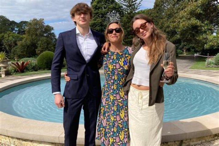 
Who Was Claudia Karvan Father Peter Robins | Meet Her Mother Gabrielle 