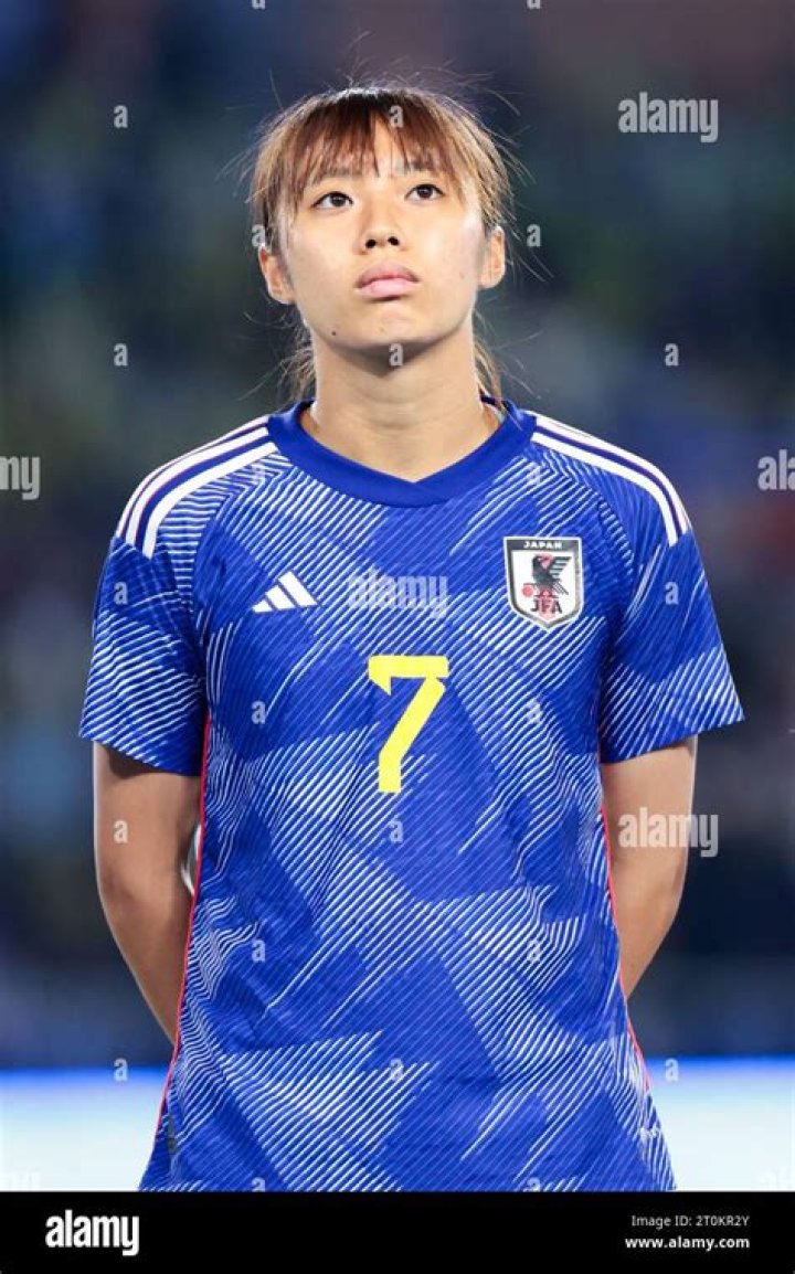 Yuzuki Yamamoto Biography: Boyfriend or Girlfriend, Family, Salary & Net Worth