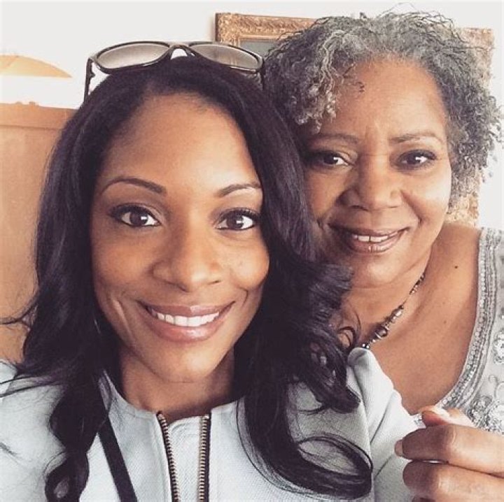 Zerlina Maxwell Height, Weight, Net Worth, Age, Birthday, Wikipedia, Who, Nationality, Biography